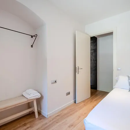 Flateli Plaça Catalunya 1-2 * Gérone